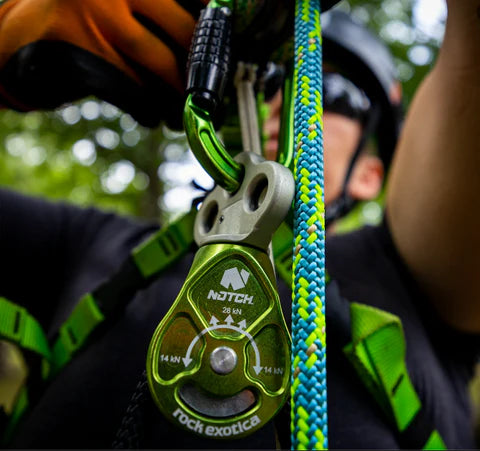Notch Rook Triple Attachment Swivel Pulley