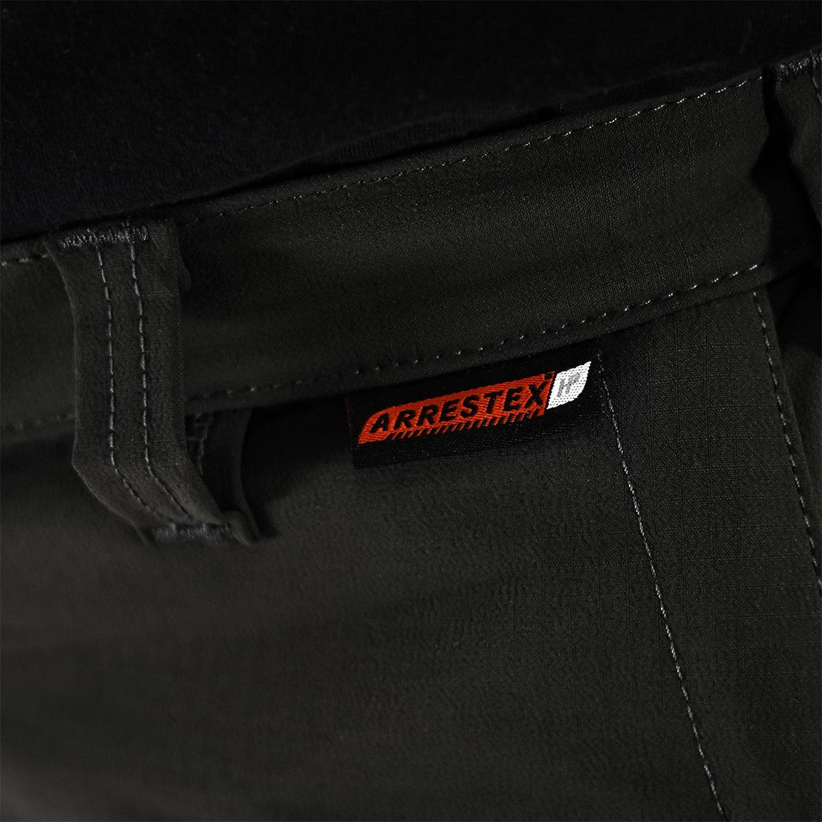 Clogger DefenderPRO Gen2 Tough Men's Chainsaw Protective Pants - RDO Equipment