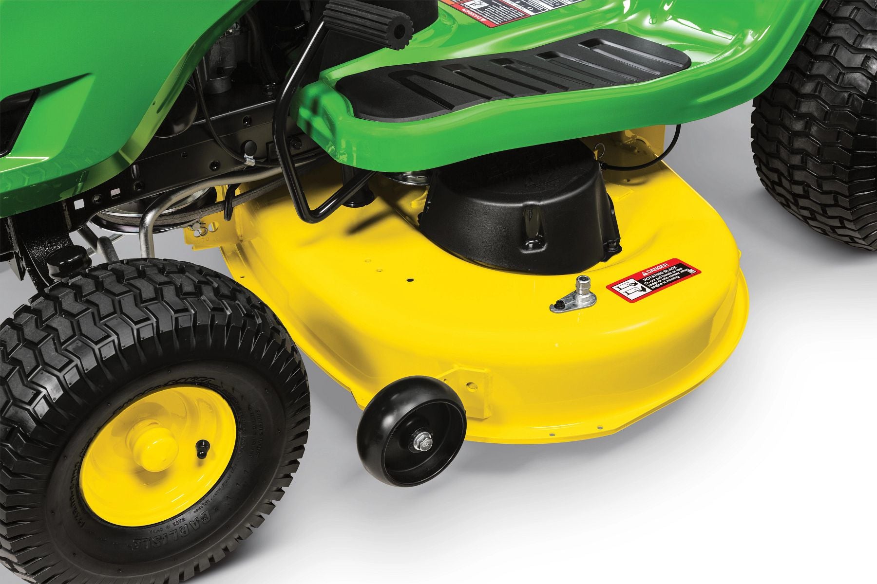 John Deere S100 17.5HP 42" Ride-on Mower