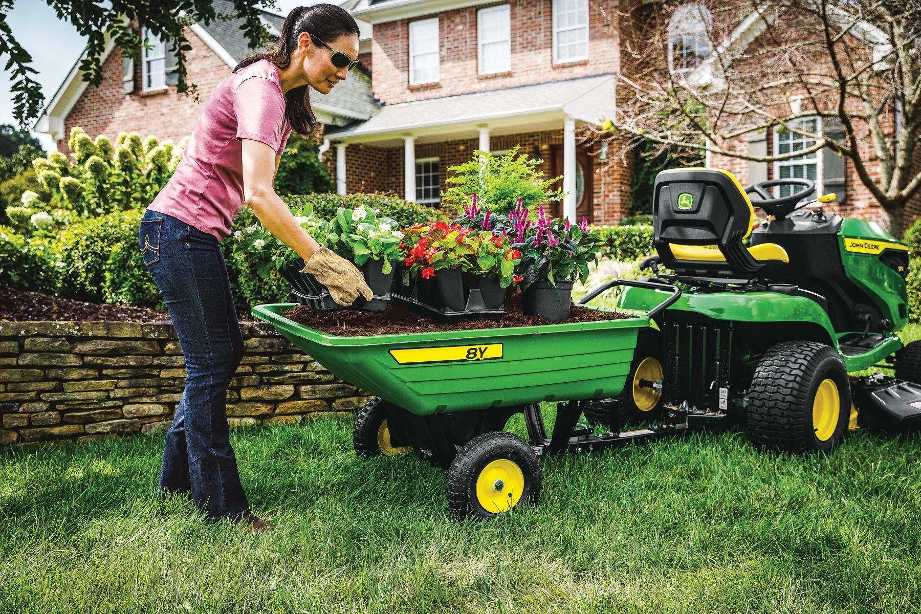 John Deere S110 Ride-on Mower