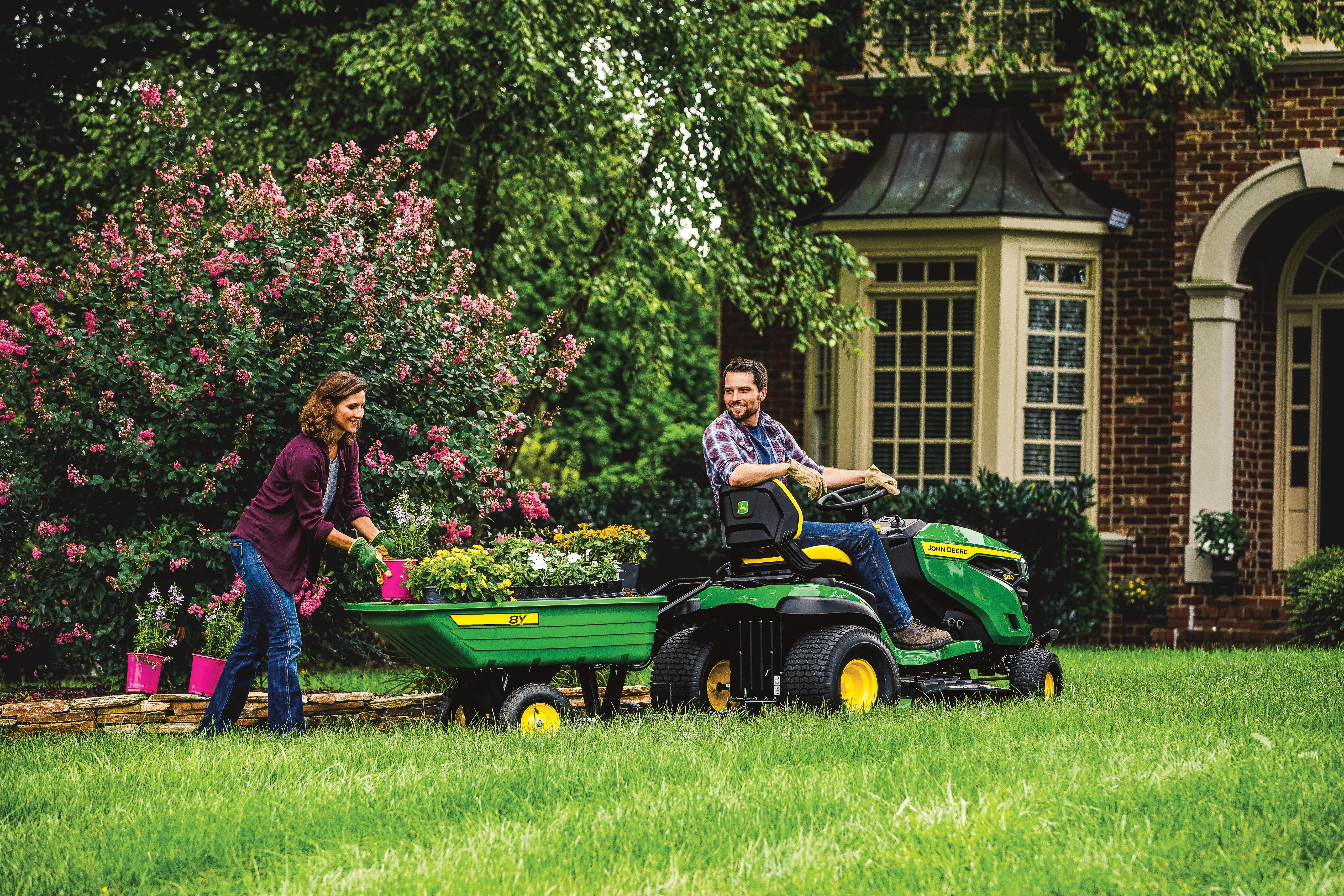 John Deere S110 Ride-on Mower