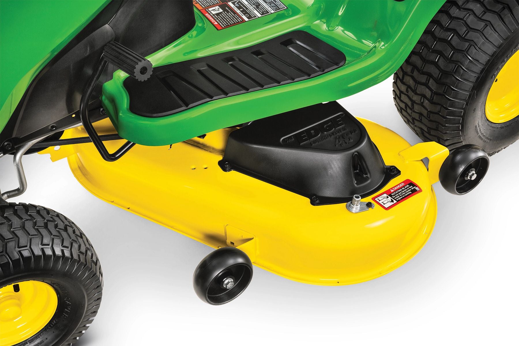 John Deere S140 22HP 48" Ride-on Mower