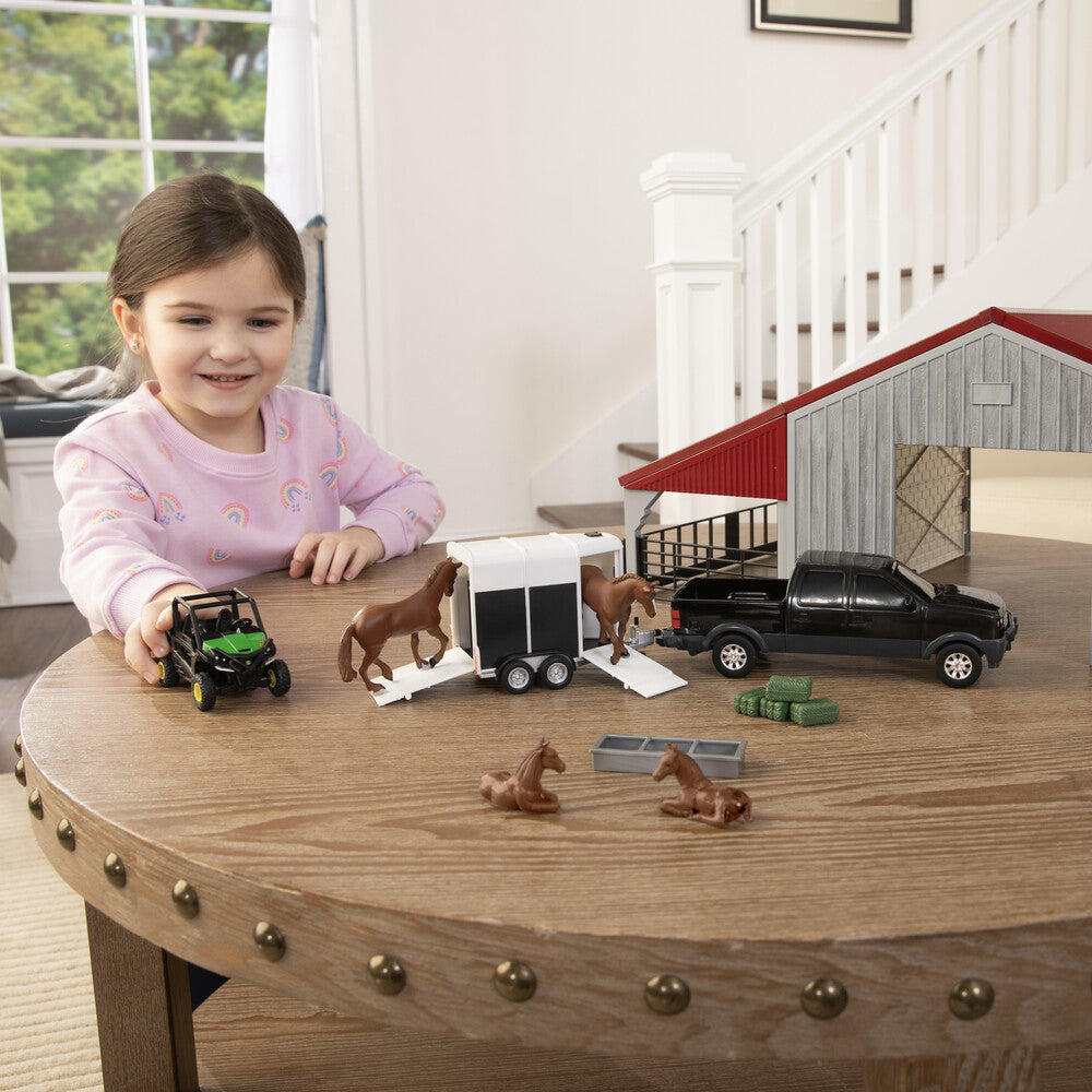 1:32 John Deere Weathered Barn Play Toy Set - RDO Equipment