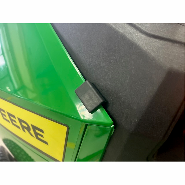 John Deere Hood Isolator Clip - AUC18575 - RDO Equipment