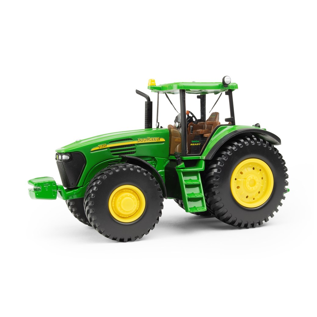 Green and yellow John Deere 7820 tractor model with single tyres on a white background