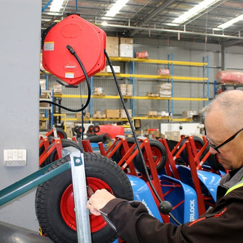Silvan 15m Retractable Hose Reel