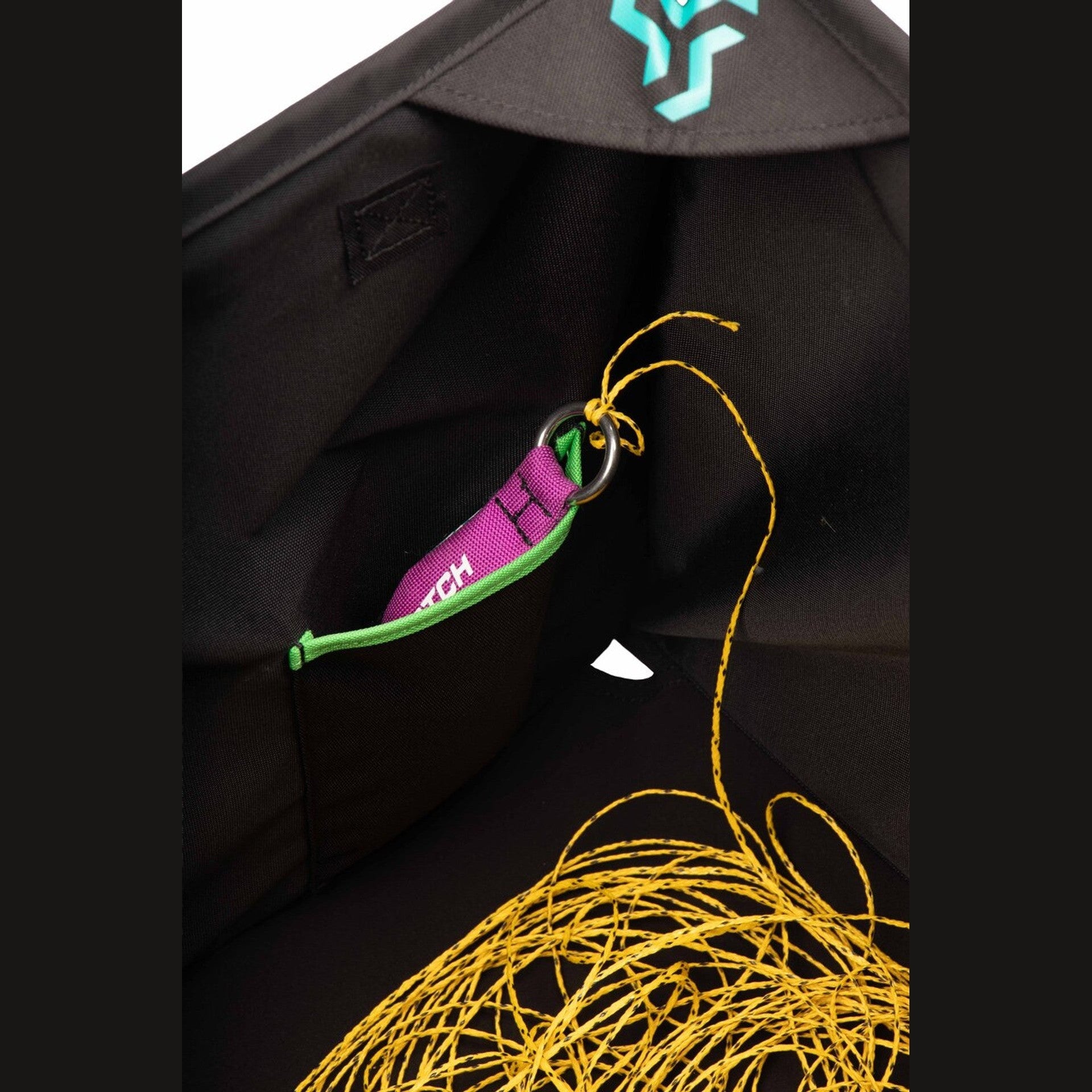 Notch Folding Throwline Storage Cube