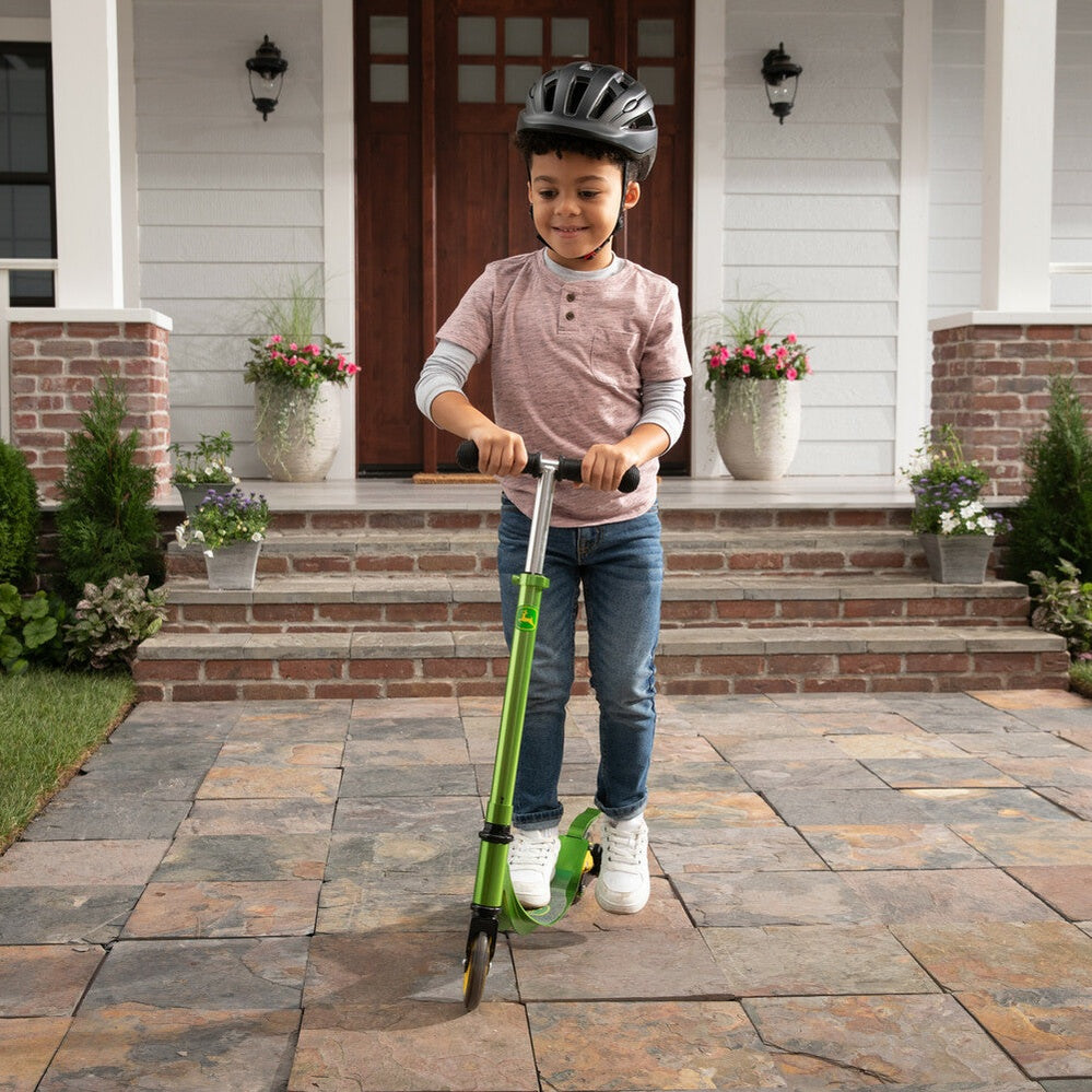 John Deere Kids Scooter - RDO Equipment