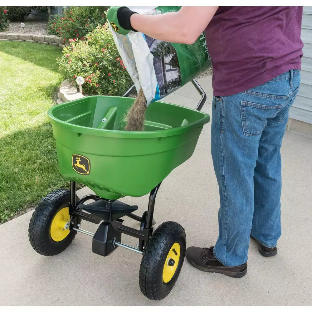 John Deere 59kg Push Spreader