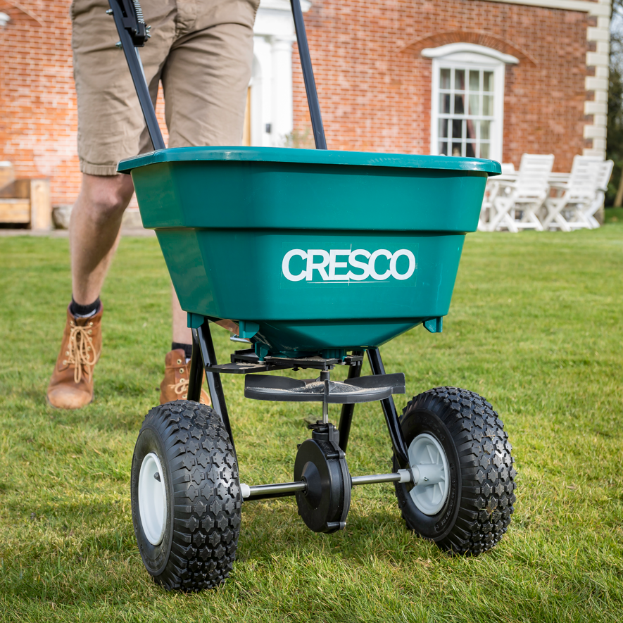 Silvan Cresco 20L Push Spreader - RDO Equipment
